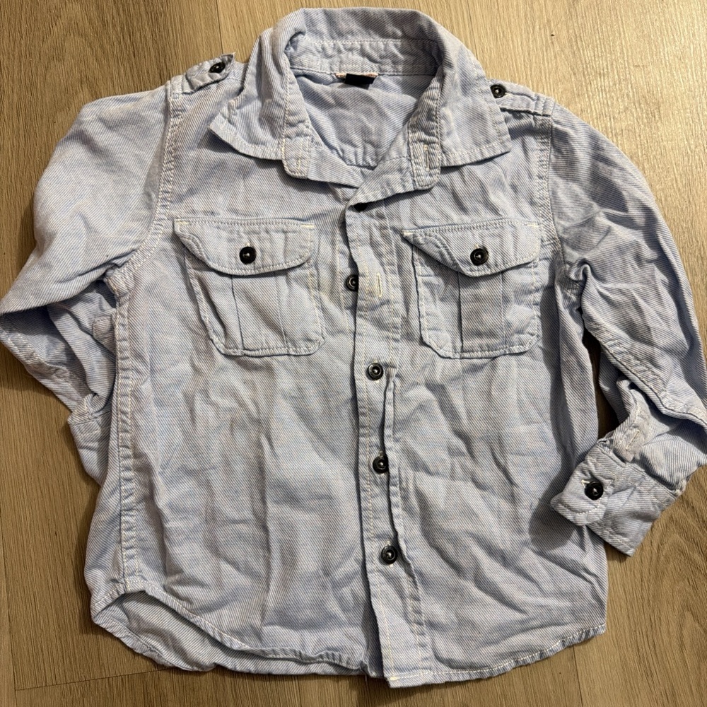 Baby Gap toddler shirt super cute light blue shirt